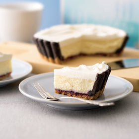 ふらの雪どけチーズケーキ《ミルティホワイト》